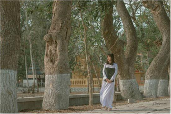 Bộ ảnh được thực hiện tại chùa Hàng Còng, Tri Tôn, An Giang.