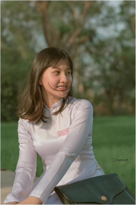 Ngay sau khi được chia sẻ, bộ ảnh đã nhận về được vô số lượt phản hồi tích cực từ cộng đồng mạng.