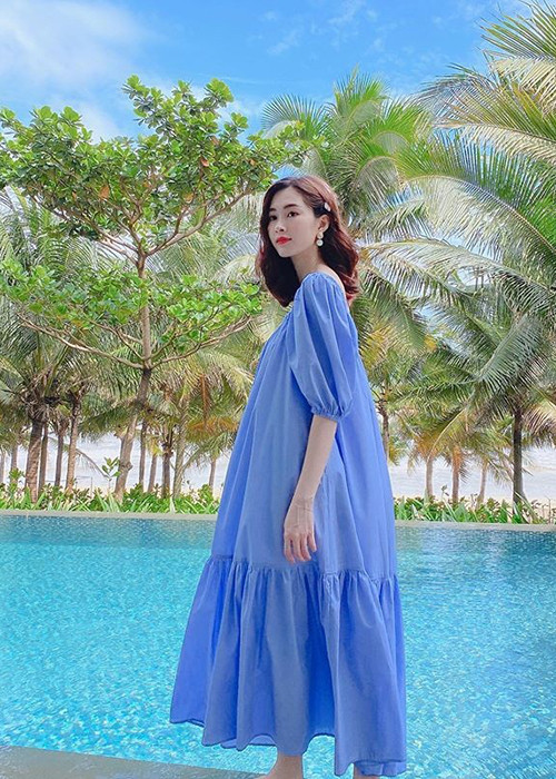 Từ cuối tháng 11/2019, Thu Thảo vướng nghi vấn mang bầu lần 2 khi diện đồ thùng thình.