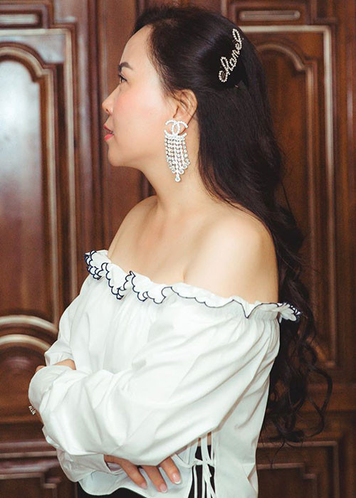 Bạn gái của Quách Ngọc Ngoan cho biết, ngoài thấy nhan sắc "đã đủ dùng", lý do cô không dao kéo còn vì sợ đau.