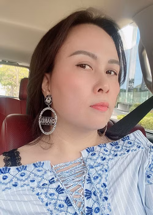 Doanh nhân khẳng định gương mặt của cô chưa từng tiêm filler, mũi chưa độn một tý sụn nào.