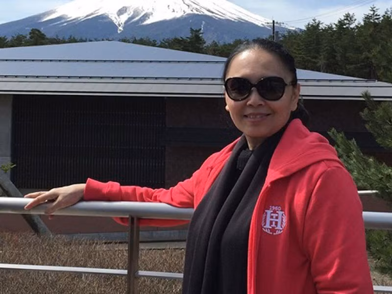 Nghệ sĩ Ngọc Thu nặng lòng với nghệ thuật nhưng quyết định lui lại phía sau làm hậu phương cho nghệ sĩ Bùi Bài Bình. Ảnh: Vietnamnet