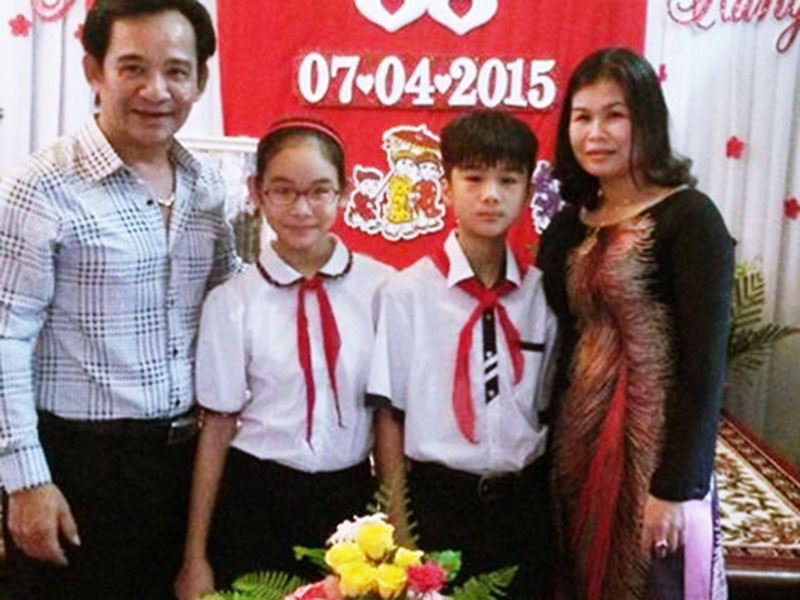 "Đó là niềm vui không gì có thể diễn tả sau thời gian dài chịu nhiều áp lực trước những lời hỏi thăm từ gia đình hai bên và bạn bè", Quang Tèo kể lại niềm vui khi nghe tin vợ mang bầu.