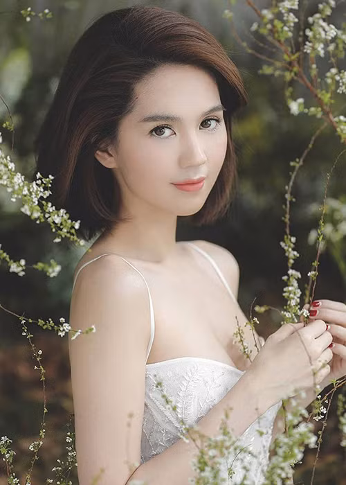 Chân dài gốc Trà Vinh cho rằng, giá cát-sê quảng cáo của cô cao tới mức có nhãn hàng chạy mất dép.