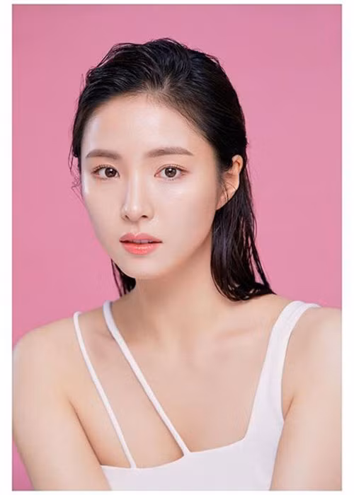 Tuy xinh đẹp, gợi cảm nhưng Shin Se Kyung lại không được lòng khán giả.