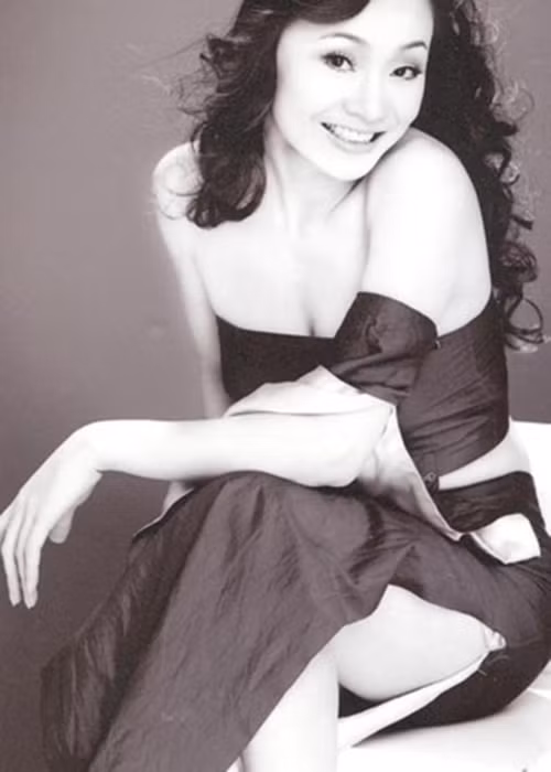 Ngoài khả năng diễn xuất, cách đây 20 năm, Quách Thu Phương còn được chú ý bởi nhan sắc. Cô sở hữu vẻ đẹp đài các, kiêu sa của thiếu nữ Hà thành.