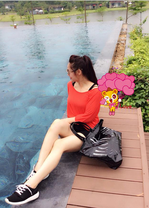 Vóc dáng thon gọn của Quách Thu Phương khiến nhiều người trầm trồ.