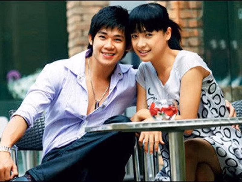 Phùng Ngọc Huy đóng Phán Củi trong phim “Nữ sinh”. Sau đó, anh tham gia diễn xuất trong phim truyền hình “Cổng mặt trời”. Ảnh: Saostar