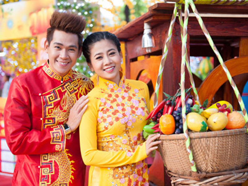 Sau thông tin bệnh tình của Mai Phương năm 2018, cư dân mạng không chỉ khơi lại chuyện cũ giữa Phùng Ngọc Huy và Mai Phương mà còn lan truyền những tin đồn anh bỏ rơi Mai Phương lúc cô mang bầu và sang Mỹ sinh sống. Ảnh: Vietnamnet