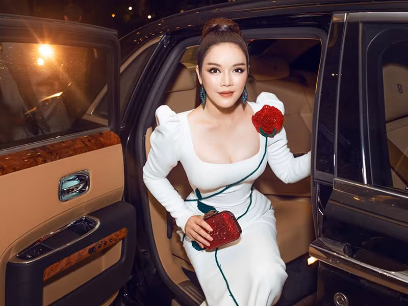 Nữ diễn viên "Mùa hè lạnh" có trong tay khối tài sản khủng sau nhiều năm hoạt động nghệ thuật và kinh doanh.