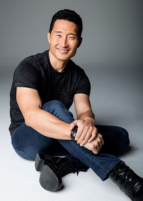 Nam diễn viên định cư ở Hawaii cùng vợ và hai con.