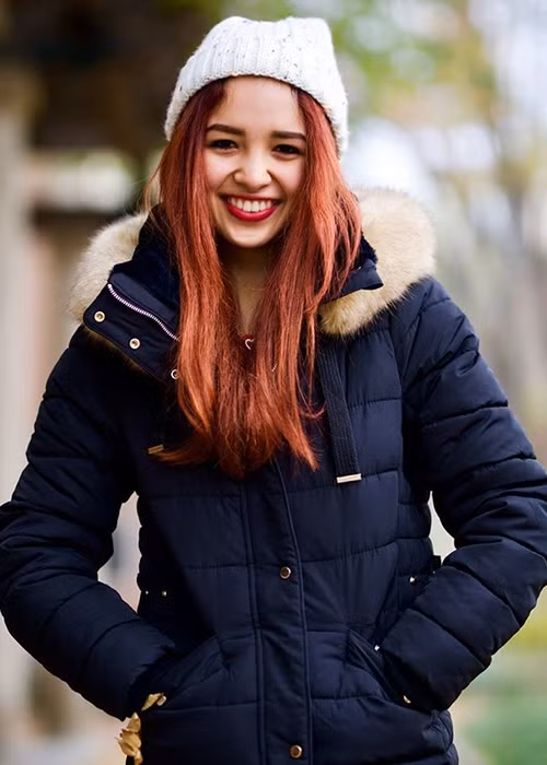 Con gái đầu của Diệu Hoa sinh năm 1997, tên tiếng Việt là Nguyễn Diệu My, tên Ấn Độ là Sonali Dane.