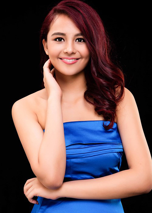 Con gái thứ hai của Diệu Hoa sinh năm 1998, tên tiếng Việt là Nguyễn Diệu Ly, tên Ấn Độ Nikita Dane.