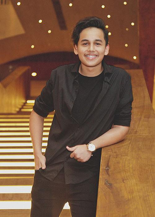 Cậu con trai út của Diệu Hoa tên Nguyễn Hoàng Phi (Ishan).