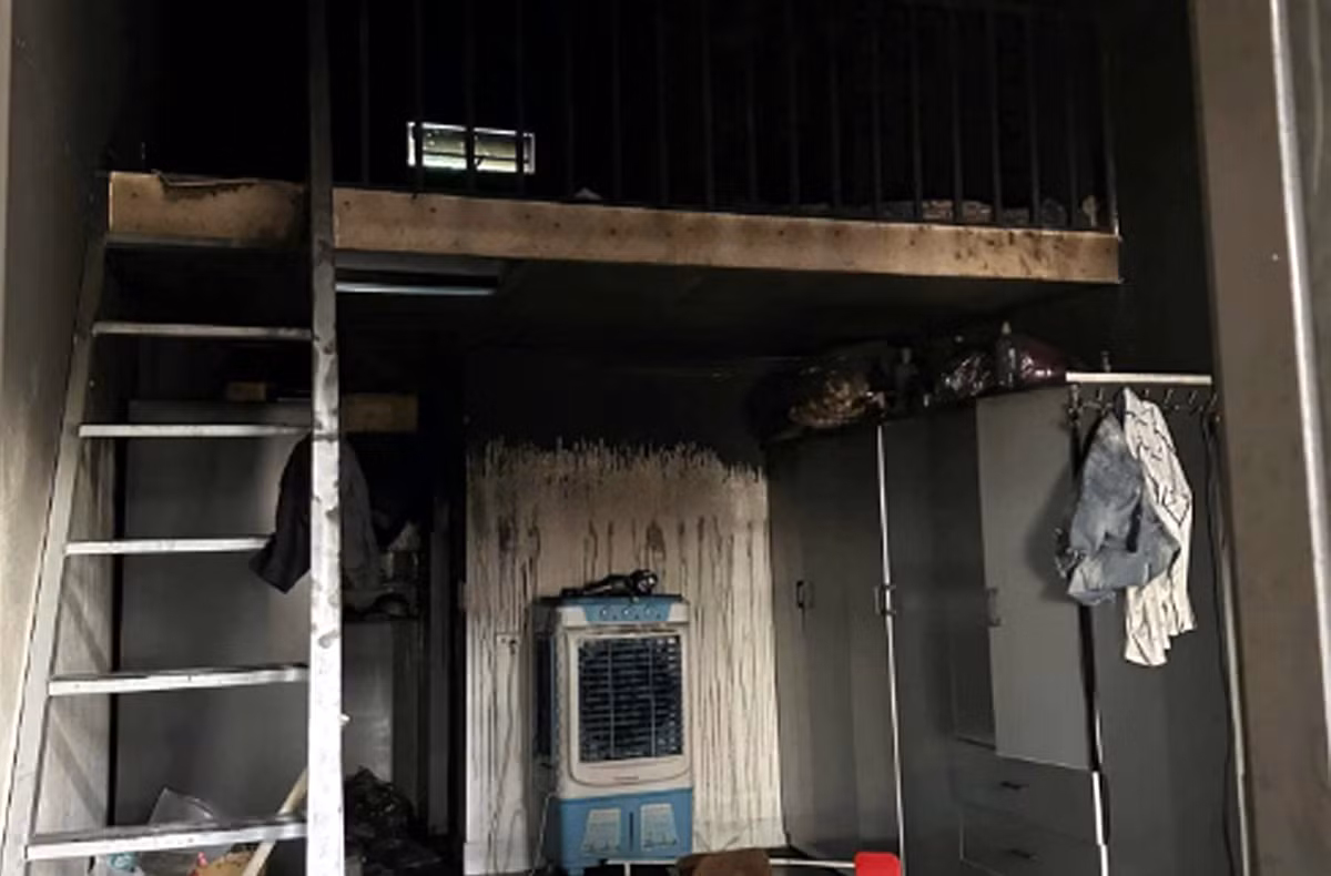 Hà Nội: Cháy nhà trong đêm, bé trai 2 tuổi tử vong Ha Noi: Chay nha trong dem, be trai 2 tuoi tu vong