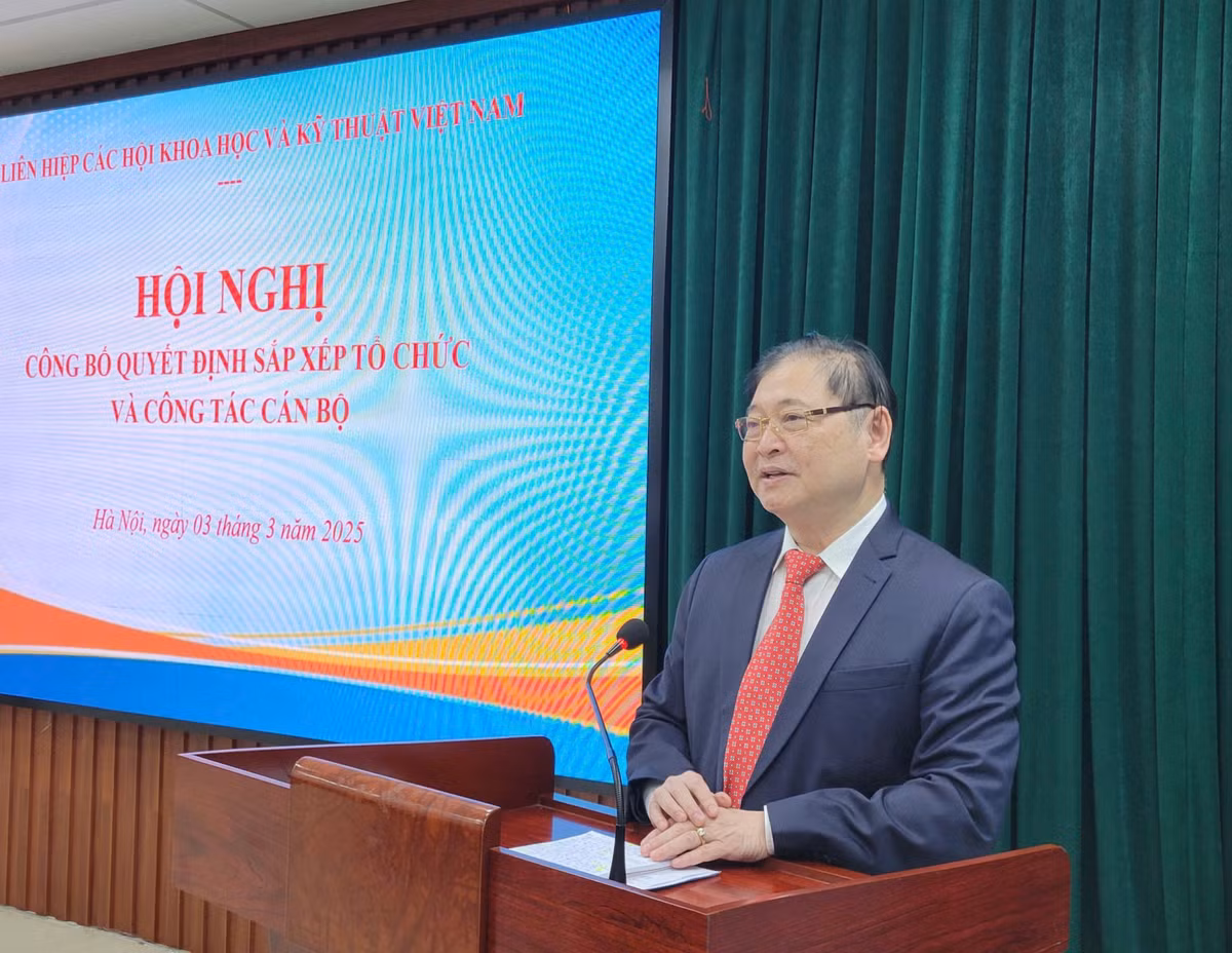 Cong bo cac quyet dinh ve sap xep to chuc Co quan Trung uong LHHVN-Hinh-4