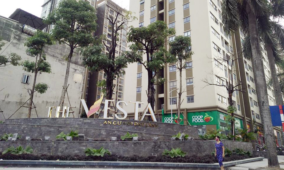 Nuoc be phot tran chung cu The Vesta: BQL noi nguoi dan xa thai tac duong ong?