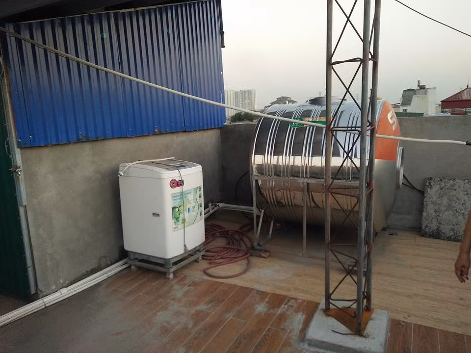 Giam doc taxi Nguyen Minh lap cot ang ten: Trach nhiem phuong o dau?-Hinh-3