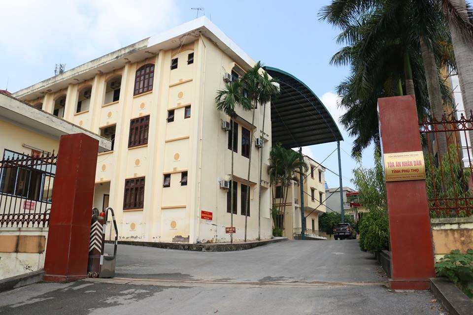 Suc khoe cua ong Phan Van Vinh co dam bao de hau toa?