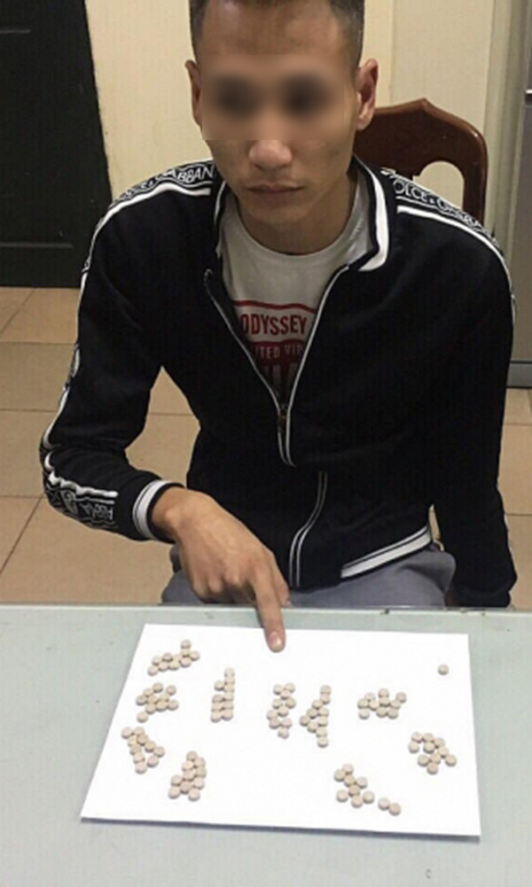 8X giau ma tuy trong quan lot ve cho… “thu nuoi”