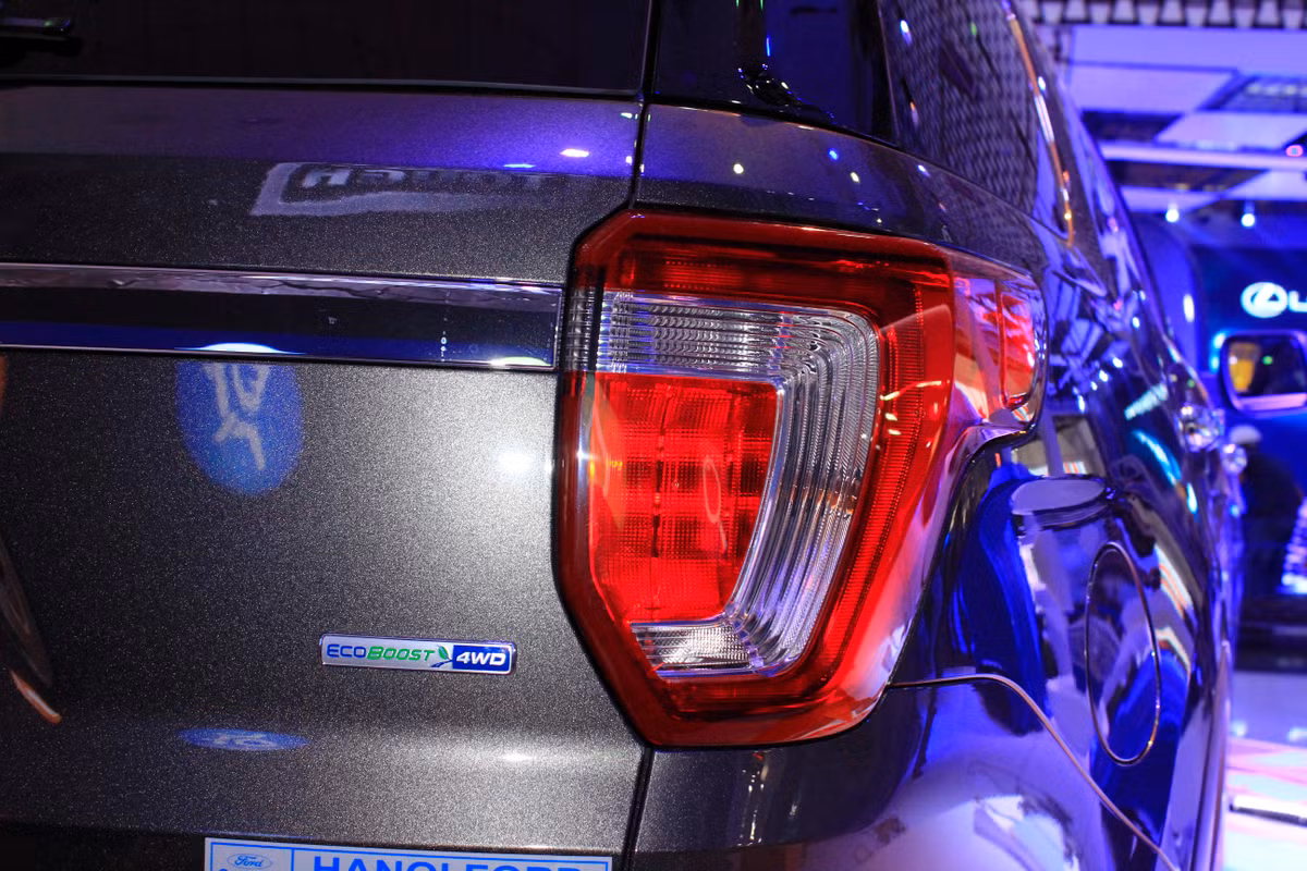 Khoang thể tích của xe khi gập cả hàng ghế thứ 2 và 3, chiếc xe có sức chứa hành lý tối đa lên đến 2.313L. Tuy nhiên con số này vẫn được đánh giá là ít hơn so với hầu hết các đối thủ "đồng hương", đặc biệt là Chevrolet Traverse và GMC Acadia.