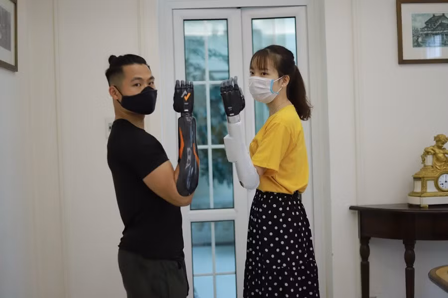 Tay robot Viet re gap 30 lan hang ngoai co gi khien Shark Lien 