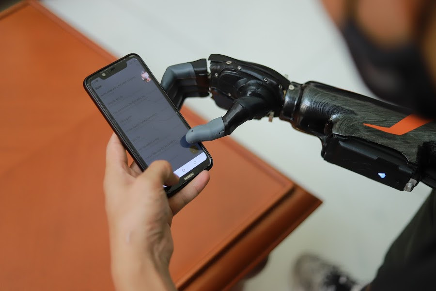 Tay robot Viet re gap 30 lan hang ngoai co gi khien Shark Lien 