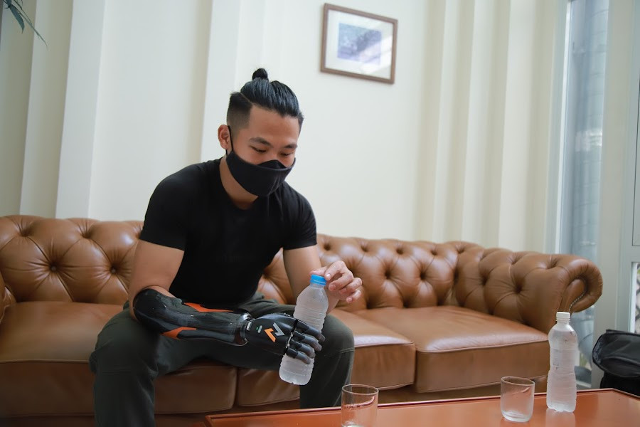 Tay robot Viet re gap 30 lan hang ngoai co gi khien Shark Lien 