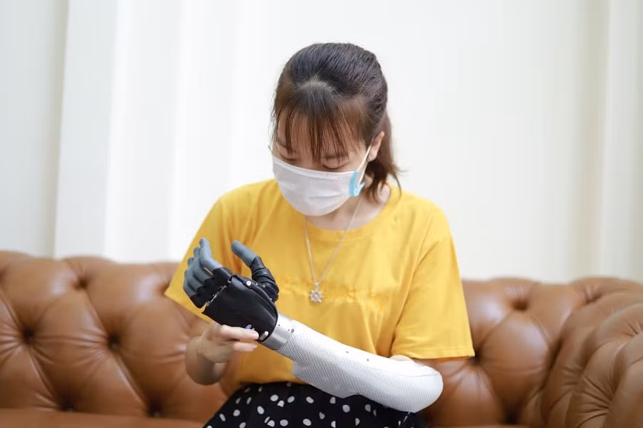 Tay robot Viet re gap 30 lan hang ngoai co gi khien Shark Lien 