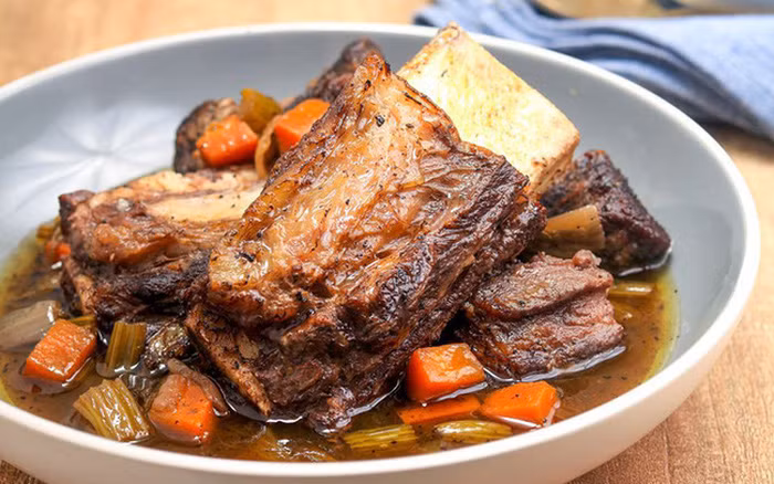 Khi bị gout, cần đi khám bác sĩ và theo dõi các chỉ số thường xuyên để tránh các tác hại lâu dài. Mời quý độc giả xem video: Ăn chay đúng cách, bách bệnh tránh xa. Nguồn VTC1.