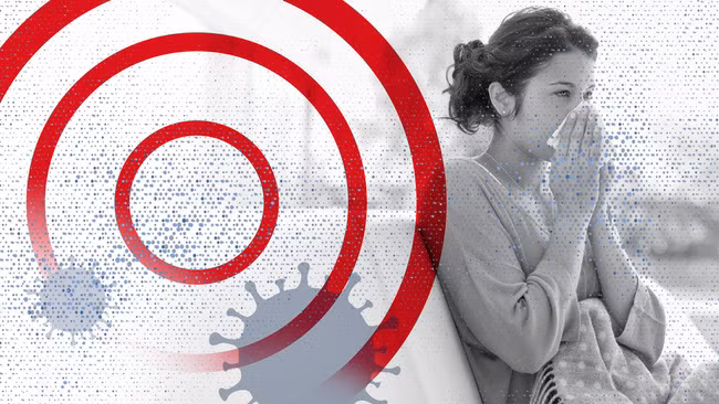 Nguy hiểm hơn, tỷ lệ bệnh nhân không triệu chứng là 50-60% (trong các đợt dịch trước, tỷ lệ này là 80%); 30% người có biểu hiện nhẹ giống cảm cúm thông thường; 10-15% cần hỗ trợ oxy và thuốc; 5-10% cần máy thở, lọc máu, ECMO.