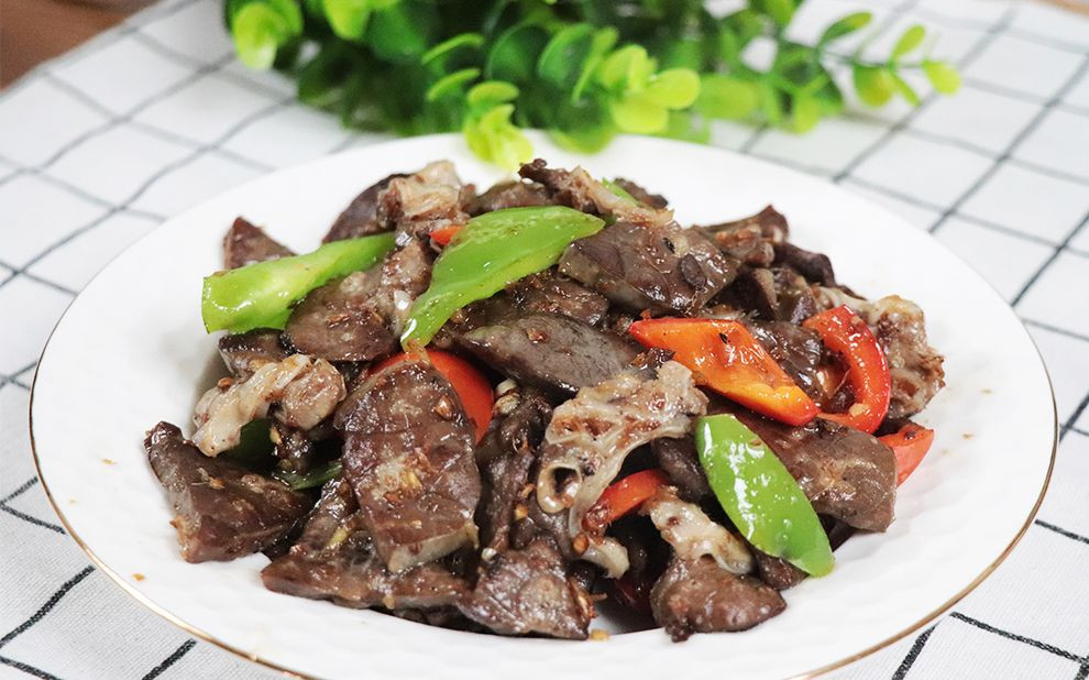 Phổi lợn cũng được xem là món ngon, có thể chế biến thành nhiều hương vị khác nhau. Tuy vậy, nếu có sức khỏe bình thường, bạn cũng chỉ nên thi thoảng động đũa.