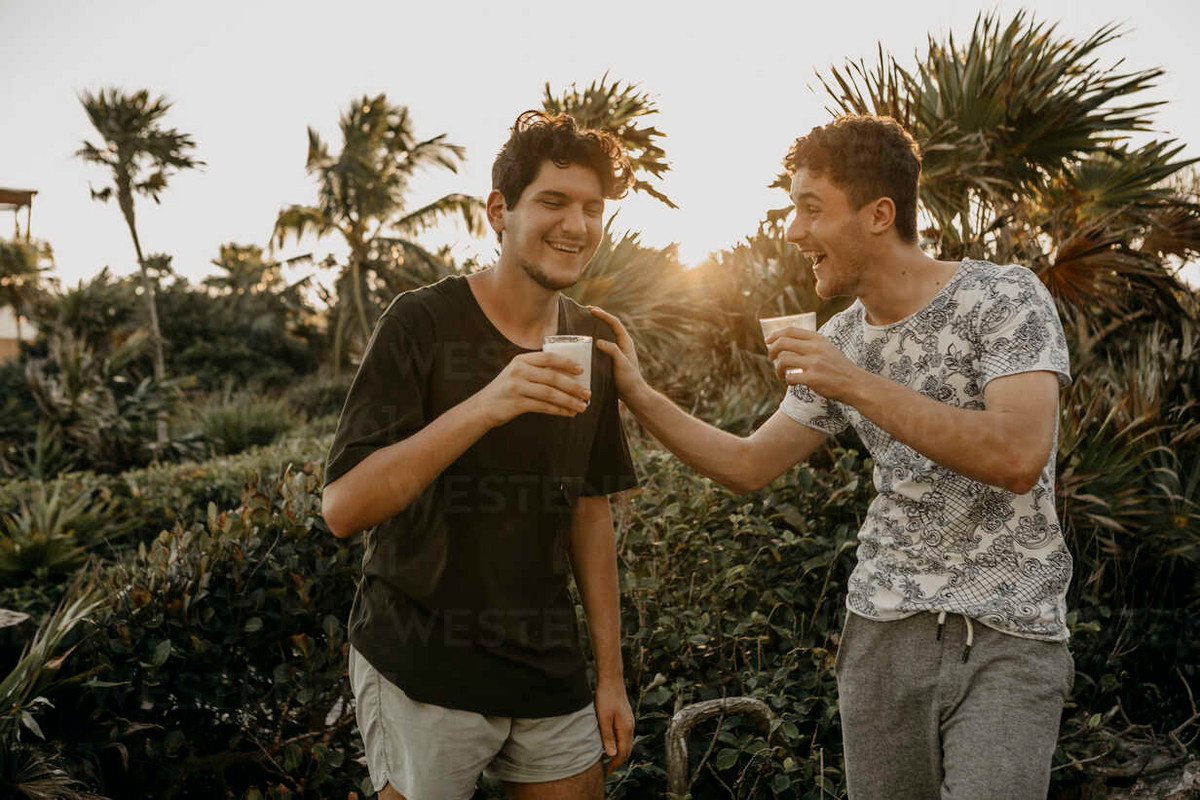 Con người hiện đại bận rộn trong công việc và nhiều áp lực trong cuộc sống, có nhiều nam giới không muốn tốn thời gian yêu đương. Nếu có nhu cầu về sinh lý, họ sẽ tự thỏa mãn bản thân để đáp ứng bản thân.