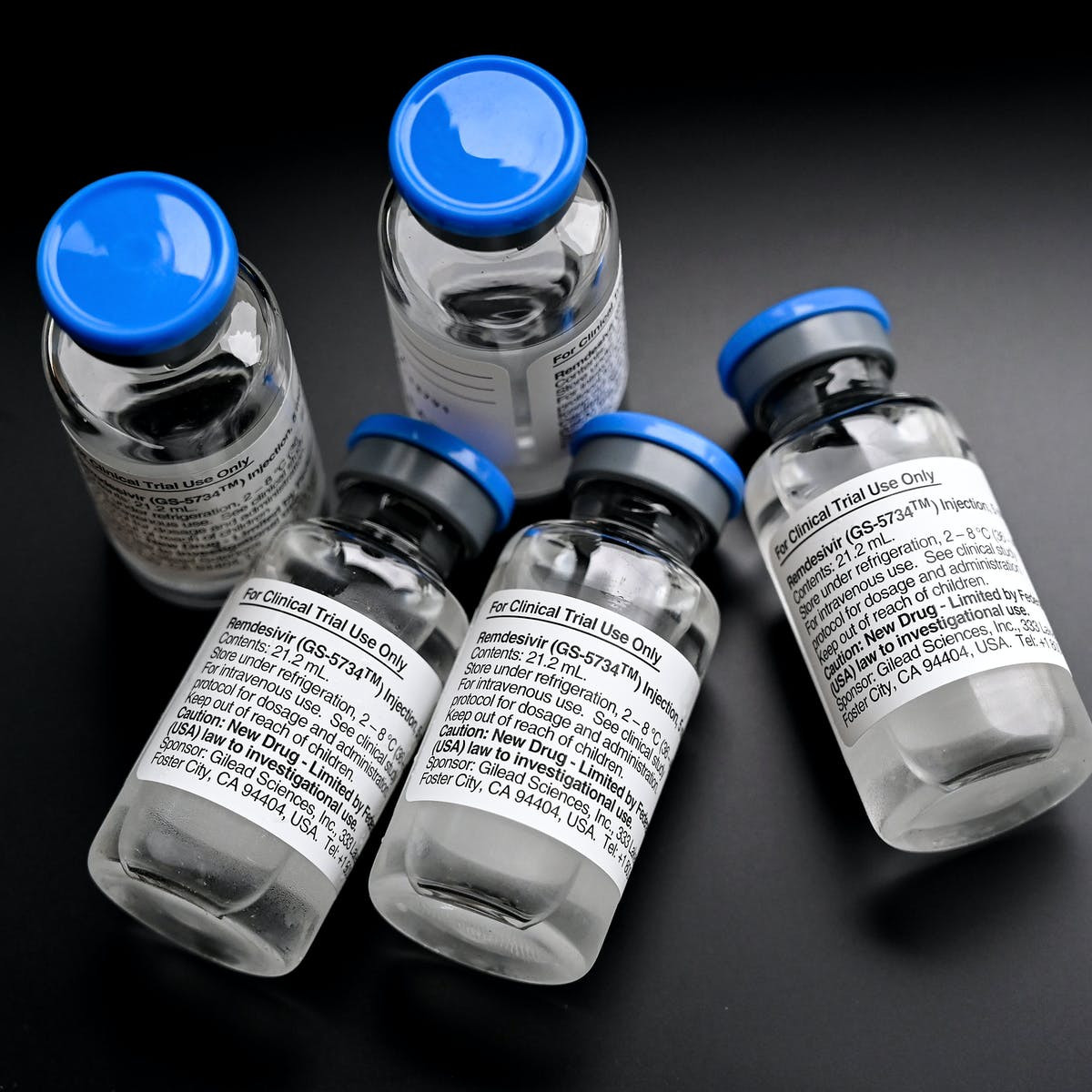 Sơ qua về thuốc Remdesivir, đây là thuốc kháng virus được Cơ quan Quản lý Thực phẩm và Dược phẩm Hoa Kỳ (FDA) phê duyệt điều trị cho bệnh nhân COVID-19 từ 22/10/2020.