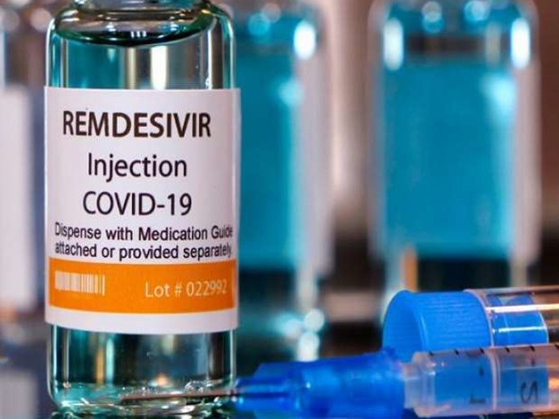 Trước đó, Remdesivir đã được nghiên cứu trong các thử nghiệm lâm sàng đối với bệnh nhiễm virus Ebola nhưng cho hiệu quả lâm sàng còn hạn chế. Sau đó nó tiếp tục được nghiên cứu trong các mô hình động vật đối với SARS-CoV và MERS-CoV.