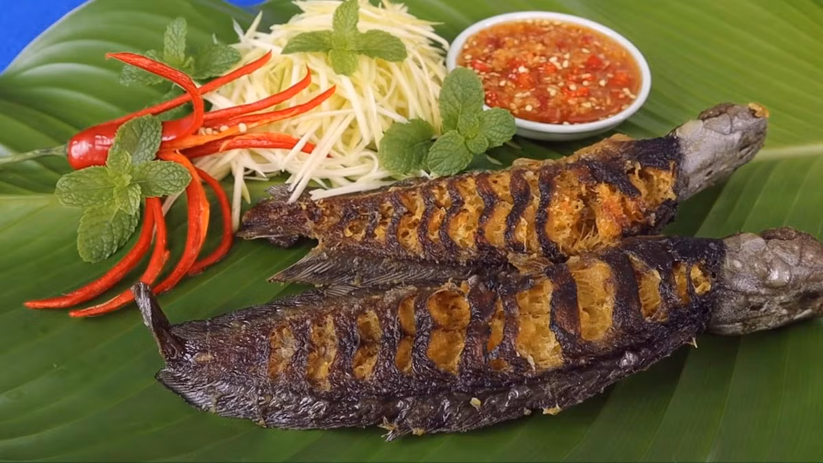 Bên cạnh đó, tránh mua và ăn cá trê ở những vùng nước bị ô nhiễm, đặc biệt là ô nhiễm kim loại nặng. Chỉ mua cá trê ở các nguồn đảm bảo vệ sinh an toàn thực phẩm để đảm bảo sức khỏe của bạn.