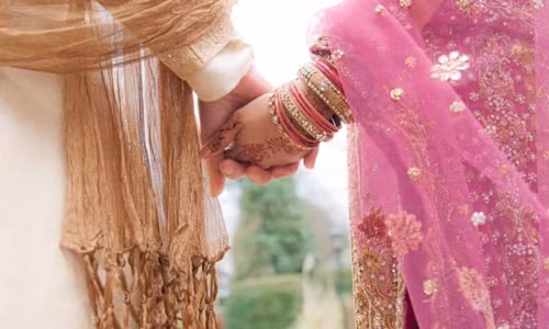 Thanh nien chet tham vi dung keo sieu dinh thay bao cao su