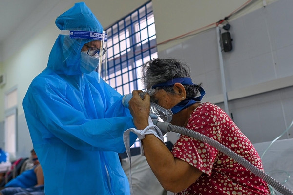 Việc sử dụng Remdesivir giúp đẩy nhanh quá trình hồi phục bệnh nhân, giảm virus trong máu. Thời gian âm tính của người bệnh cũng nhanh hơn. Theo đó, Remdesivir có thể ngăn SARS-CoV-2 phân bào, rút ngắn thời gian hồi phục của những người nhập viện vì COVID-19 từ 15 ngày xuống còn 11 ngày.