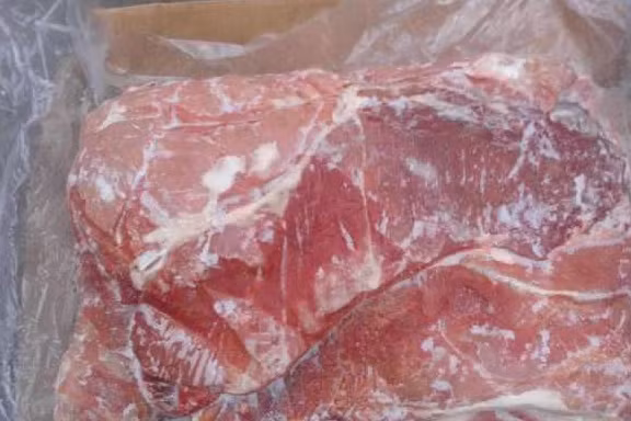 Thit nay de trong tu lanh, du tiec den may phai vut di ngay-Hinh-9