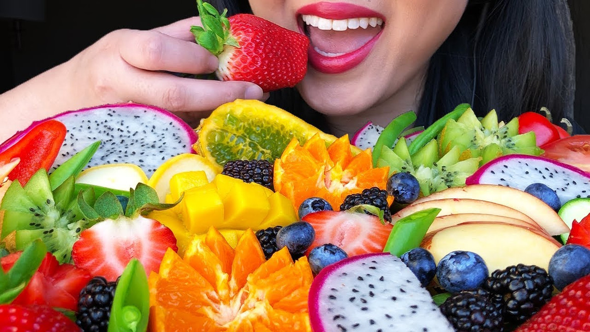 Cũng cần phải hiểu rằng, thực phẩm giúp giảm nguy cơ trầm cảm không chỉ giới hạn ở rau và trái cây.