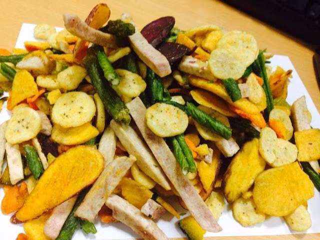 Vì vậy, nếu thực sự muốn giảm cân, giữ dáng, hãy sử dụng rau, củ, quả tươi. Mỗi ngày luân phiên thay đổi, như vậy mới tốt cho sức khỏe.