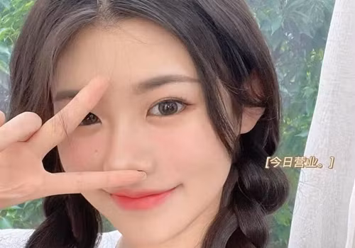 Hot girl ung thu buong trung vi thoi quen qua nhieu nguoi mac