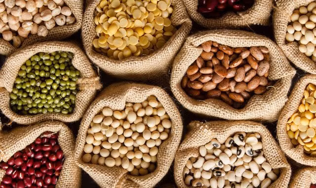 Nếu quá hạn sử dụng, chất lượng thực phẩm sẽ thay đổi, sinh ra số lượng lớn vi khuẩn gây bệnh, nếu ăn phải có thể gây ngộ độc thực phẩm. Vì vậy, thực phẩm đã quá hạn sử dụng không thể ăn được và phải bỏ đi.