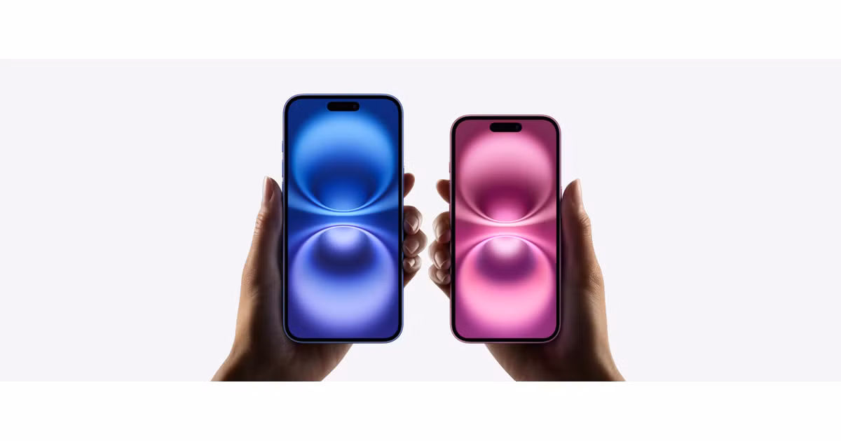 Mặc dù không có dung lượng pin lớn, Samsung và Apple vẫn tối ưu hóa phần mềm và phần cứng để tiết kiệm năng lượng. (Ảnh: Apple)