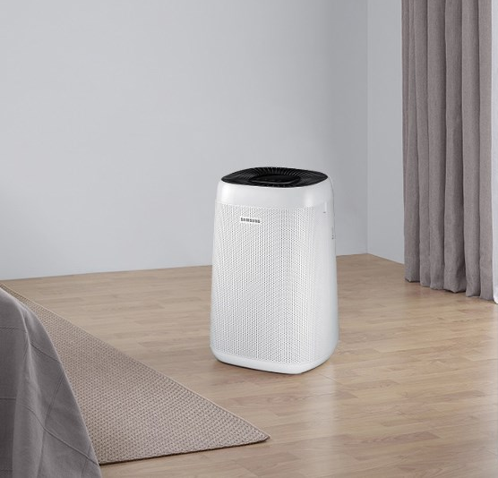 2. Samsung AX34R3020WW/SV 30W: Với công suất 30W và thiết kế gọn nhẹ, máy phù hợp cho không gian 34m², lọc hiệu quả bụi PM2.5 và phấn hoa. (Ảnh: Điện máy xanh)