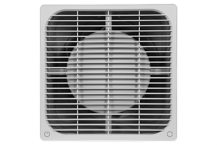 Hỗ trợ điều khiển từ xa qua ứng dụng và giọng nói, mang lại sự tiện lợi tối đa. (Ảnh: Điện máy xanh)