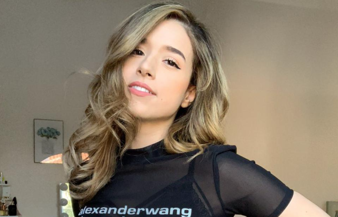 4. Pokimane: Là thế hệ streamer nữ đời đầu, nổi lên nhờ Liên Minh Huyền Thoại và gần đây chuyển sang Valorant.(Ảnh: LinkedIn)