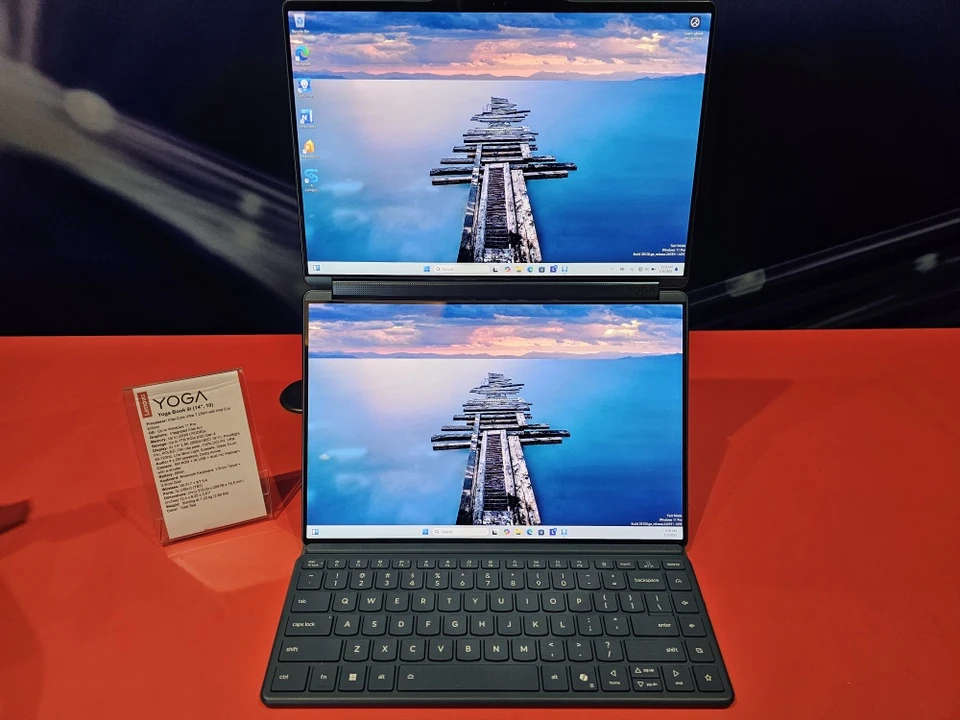2. Lenovo ra mắt Yoga Book 9i với 2 màn hình 14 inch và các tính năng AI mới, cùng chip Intel Core Ultra 7. (Ảnh: PC World)