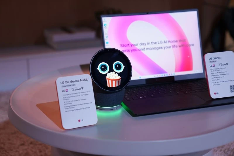 6. LG On-Device AI Hub là loa thông minh có màn hình và camera tích hợp, đóng vai trò trung tâm điều khiển nhà thông minh .(Ảnh: Techloy)