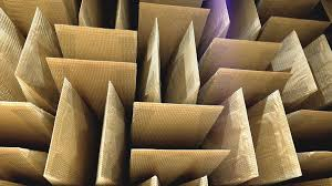 Rạp chiếu phim Dolby tại phòng thí nghiệm của Apple được dùng để kiểm tra và tinh chỉnh khả năng quay video 4K, slow-motion với tốc độ 120 fps.(Ảnh: CNET)